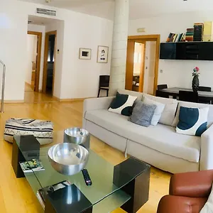 Alhamar Centro Apartment